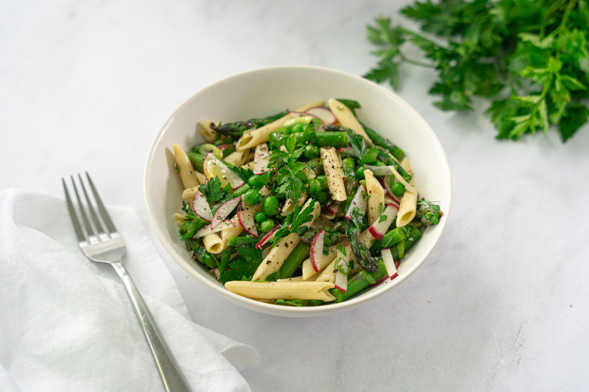 Spring Salad with Banza Noodles – Kosterina