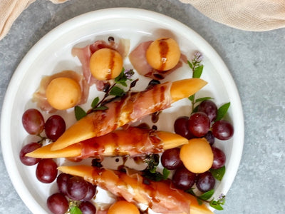Melon with Prosciutto and Balsamic Glaze