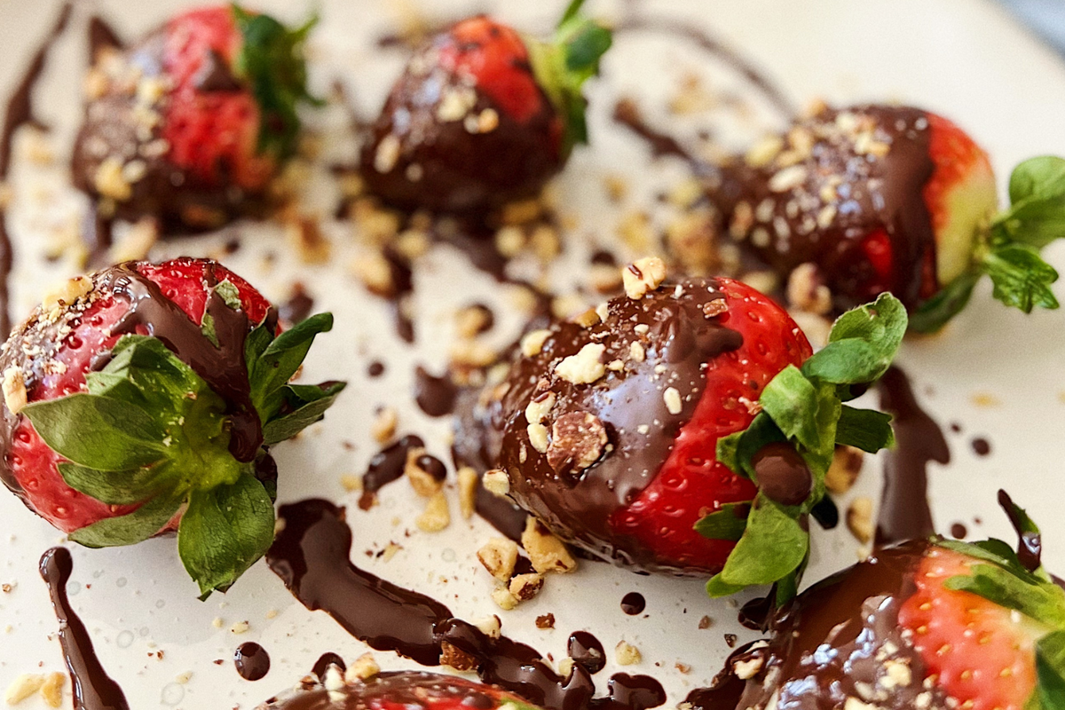 Chocolate Covered Strawberries – Kosterina