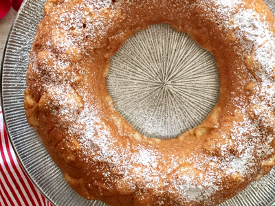 Ciambella: An Italian Bundt Goes Greek