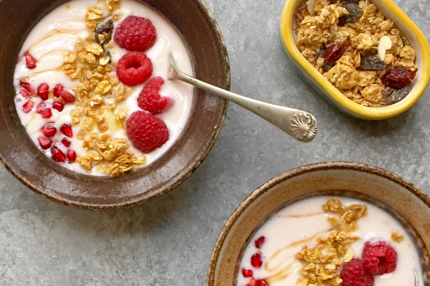 Kefir with Homemade Granola & Fresh Fruit