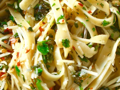 Easy Pasta with Garlic, Olive oil, Parsley & Pecorino cheese