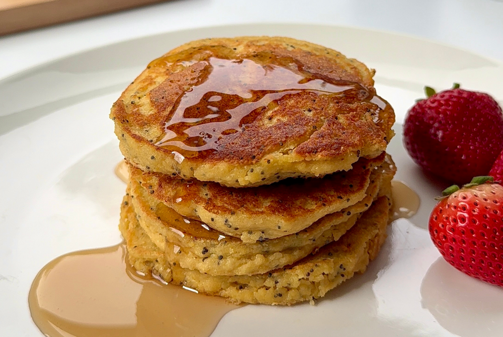 Lemon Poppyseed Protein Pancakes – Kosterina